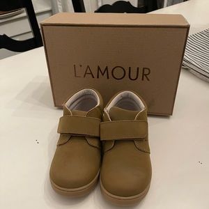 L’amour boy boots brand new never worn